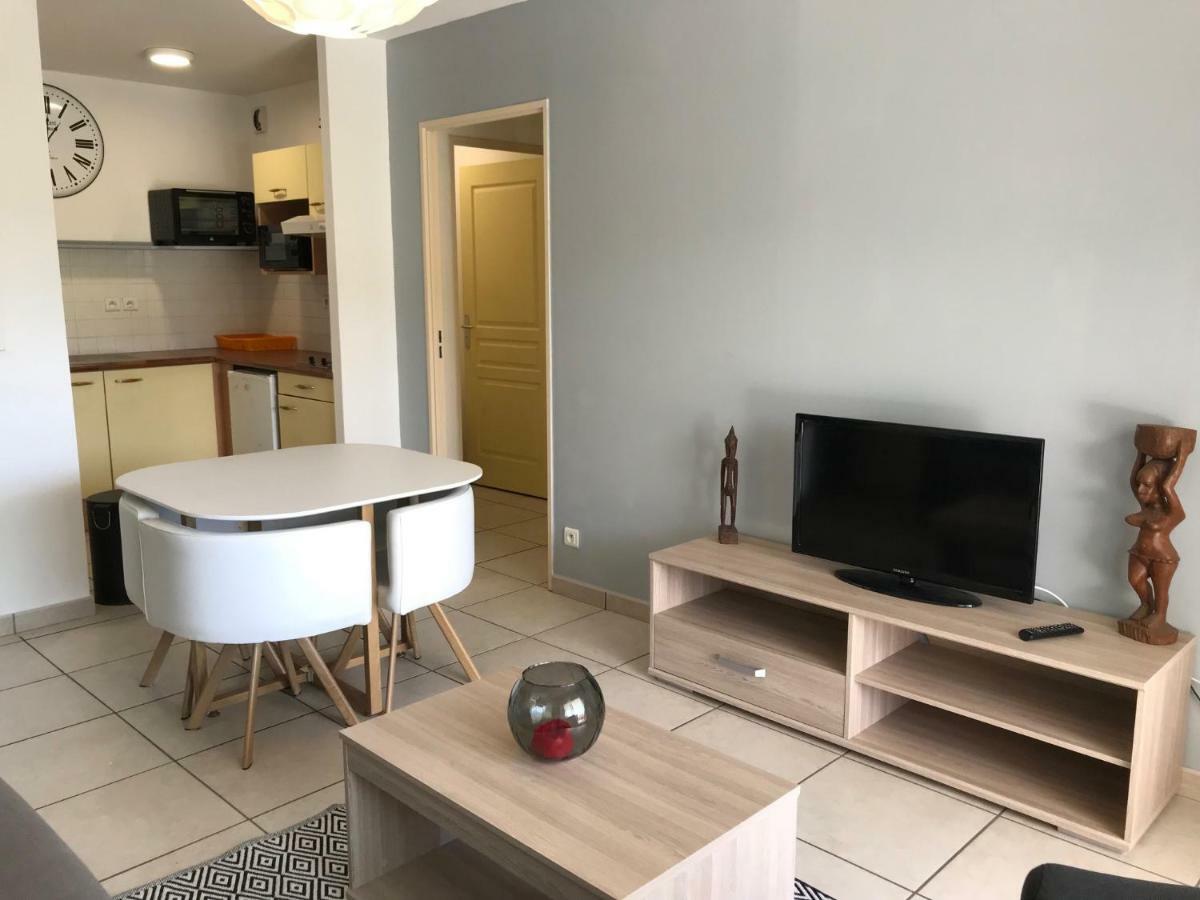 Meuble Homard Avec Jacuzzi Et Vue Mer Saint-Gilles-les Bains Εξωτερικό φωτογραφία
