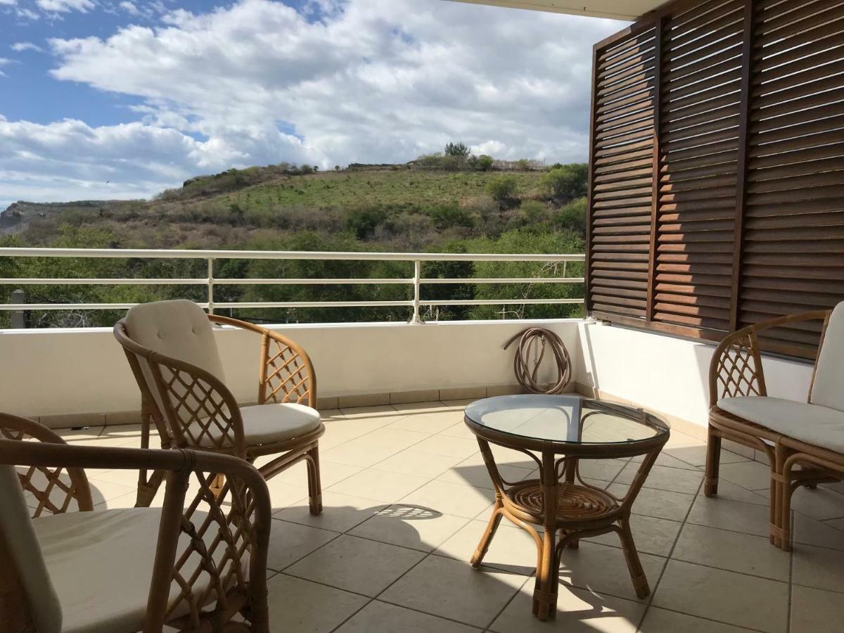 Meuble Homard Avec Jacuzzi Et Vue Mer Saint-Gilles-les Bains Εξωτερικό φωτογραφία